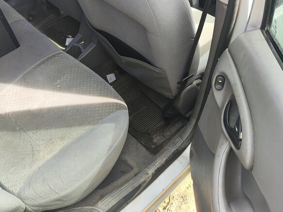 2004 Ford Focus I (North America), серебристый, 169999 рублей - вид 7