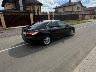 2021 Toyota Camry VIII (XV70) Рестайлинг, чёрный, 2850000 рублей, вид 4