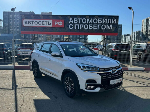 2023 Chery Tiggo 8 I Рестайлинг, белый, 1935000 рублей - вид 4