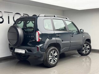 2025 Lada (ВАЗ) Niva Travel I Рестайлинг, зелёный, 1408000 рублей, вид 4