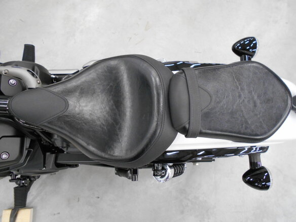 2013 Yamaha XV950 Bolt, белый, 660000 рублей - вид 23