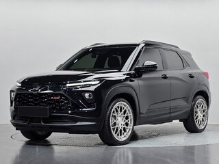 2023 Chevrolet TrailBlazer III Рестайлинг, чёрный, 1985000 рублей, вид 2