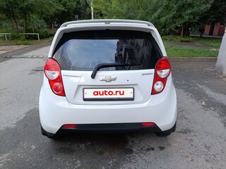 2013 Chevrolet Spark III, белый, 600000 рублей, вид 3
