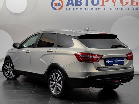 2018 Lada (ВАЗ) Vesta SW Cross I, бежевый, 1070000 рублей, вид 2