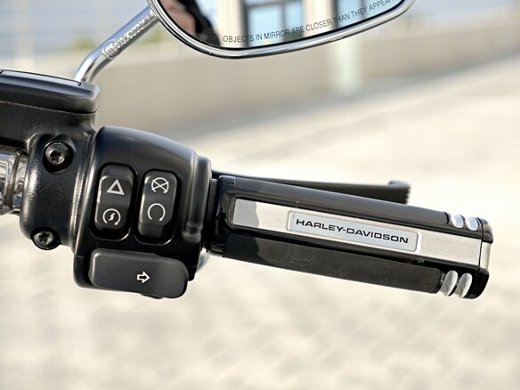 2024 Harley-Davidson Fat Boy, серый, 2300000 рублей - вид 20