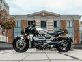 2023 Triumph Rocket 3, серебристый, 2490000 рублей - вид 3