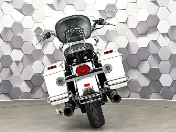 2006 Harley-Davidson Road King, белый, 777000 рублей - вид 5