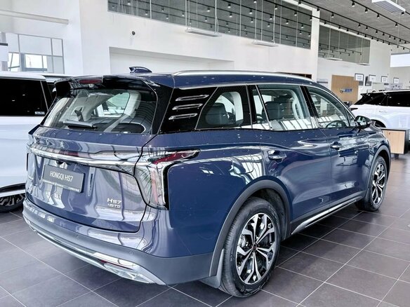2025 Hongqi HS7 II, коричневый, 5200000 рублей - вид 3
