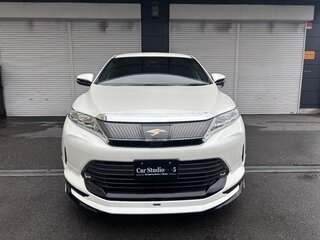 2020 Toyota Harrier III (XU60) Рестайлинг, белый, 2595000 рублей, вид 3