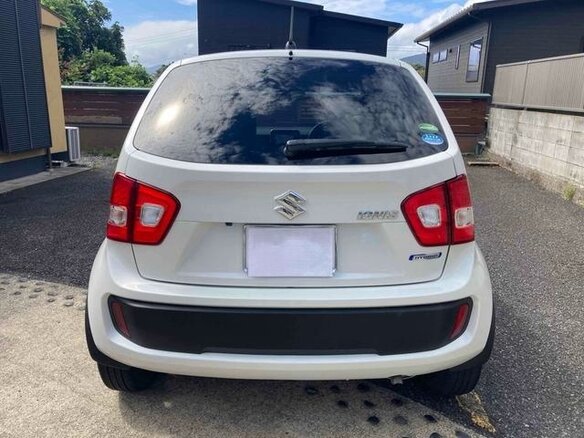 2022 Suzuki Ignis III Рестайлинг, белый, 768000 рублей - вид 4