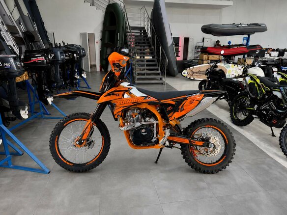 2026 Zuumav FXR, оранжевый, 126500 рублей - вид 3