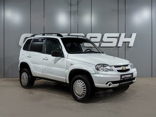 2012 Chevrolet Niva I Рестайлинг, белый, 599000 рублей, вид 1