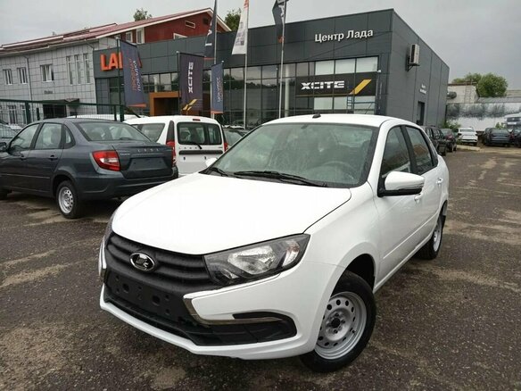 2026 Lada (ВАЗ) Granta I Рестайлинг, белый, 1068000 рублей