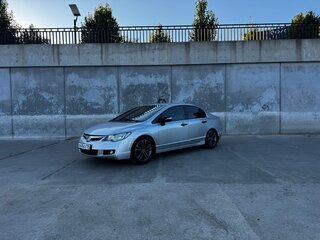 2008 Honda Civic VIII, серебристый, 650000 рублей, вид 2