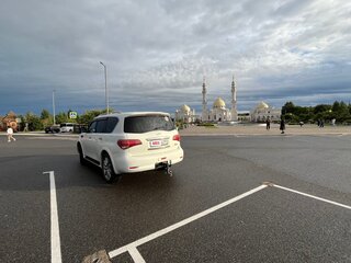2012 Infiniti QX56 II, белый, 2500000 рублей, вид 4