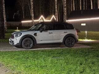 2022 Mini Countryman Cooper S II Рестайлинг, серый, 3900000 рублей, вид 5