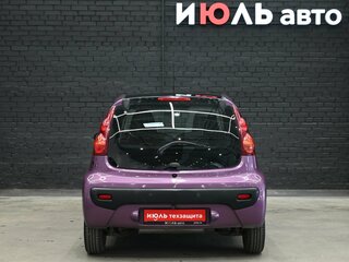 2013 Peugeot 107 I Рестайлинг 2, фиолетовый, 520000 рублей, вид 5