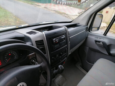 2010 Volkswagen Crafter, белый, 700000 рублей, вид 3