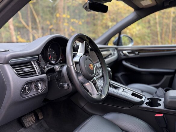 2021 Porsche Macan I Рестайлинг 2, синий, 3750000 рублей - вид 10