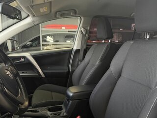 2019 Toyota RAV4 IV (XA40) Рестайлинг, белый, 2300000 рублей, вид 5