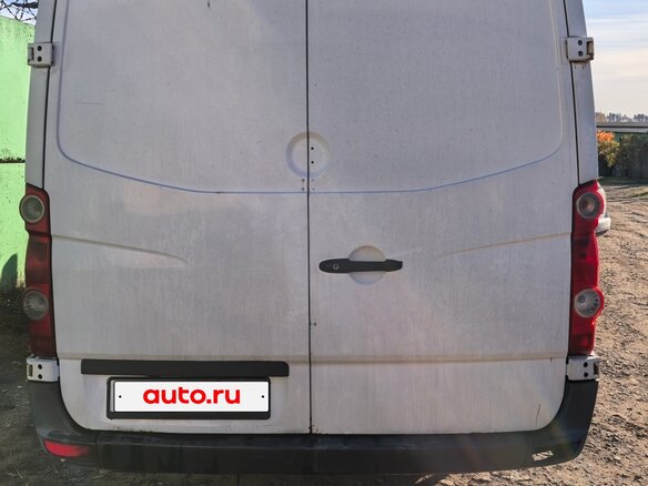 2011 Volkswagen Crafter, белый, 1700000 рублей - вид 1