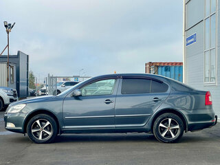 2011 Skoda Octavia II (A5) Рестайлинг, серый, 520000 рублей, вид 2