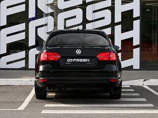 2011 Volkswagen Jetta VI, чёрный, 898000 рублей, вид 4