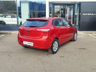 2014 Kia Rio 4-speed III, красный, 969000 рублей, вид 5