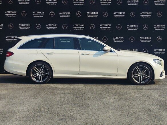 2018 Mercedes-Benz E-Класс 400 d V (W213, S213, C238), белый, 3800000 рублей - вид 3