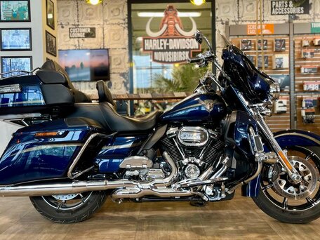 2018 Harley-Davidson CVO Limited, синий, 3500000 рублей, вид 4