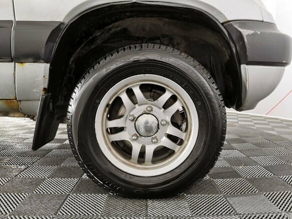 2005 Chevrolet Niva I, серебристый, 295000 рублей - вид 8