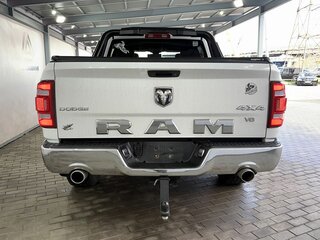 2022 Ram 1500 Crew Cab IV (DS/DJ), белый, 4350000 рублей, вид 4