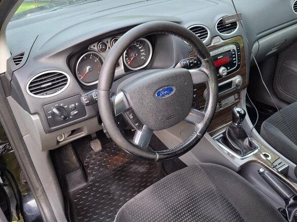 2008 Ford Focus II, чёрный, 330000 рублей - вид 2