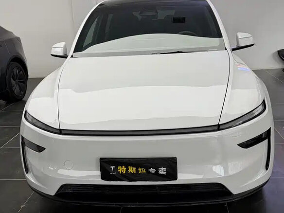 2026 Tesla Model Y L I Рестайлинг, белый - вид 1