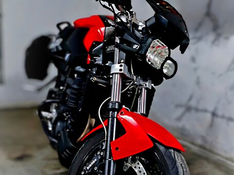 2011 BMW F 800 R, красный, 400000 рублей, вид 1