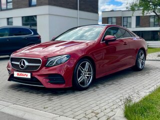 2018 Mercedes-Benz E-Класс 300 V (W213, S213, C238), красный, 4600000 рублей, вид 2