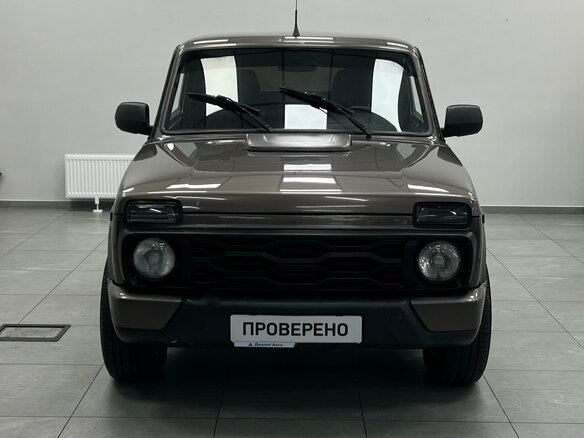 2018 Lada (ВАЗ) 2121 (4x4) Urban I Рестайлинг, коричневый, 550000 рублей - вид 1
