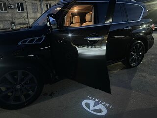 2014 Infiniti QX80 I, пурпурный, 2498000 рублей, вид 5
