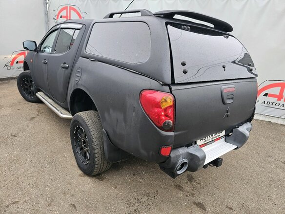2010 Mitsubishi L200 IV, чёрный, 1029000 рублей - вид 5