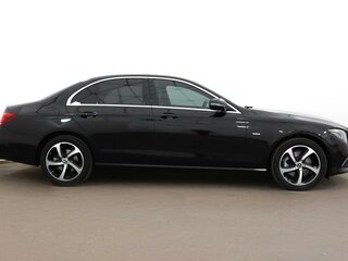 2020 Mercedes-Benz E-Класс 200 V (W213, S213, C238), чёрный, 4499000 рублей, вид 3