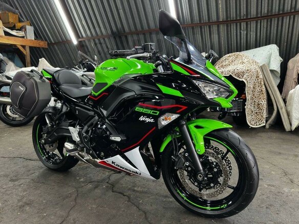 2021 Kawasaki Ninja 650, зелёный, 880000 рублей - вид 1