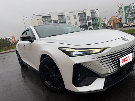 2022 Changan UNI-V I, белый, 1900000 рублей, вид 1