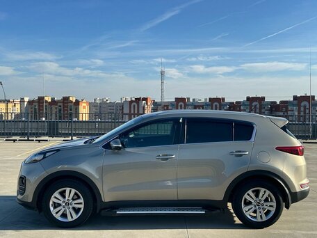2016 Kia Sportage IV, серебристый, 1845000 рублей, вид 2