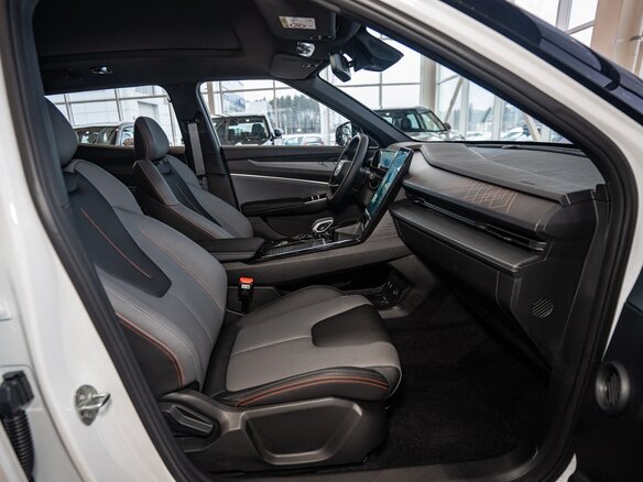 2026 Geely Cityray, белый, 3384990 рублей - вид 10