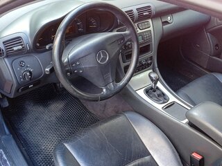 2002 Mercedes-Benz C-Класс 230 II (W203), красный, 520000 рублей, вид 5