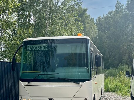 2013 Hyundai Богдан, белый, 800000 рублей, вид 1