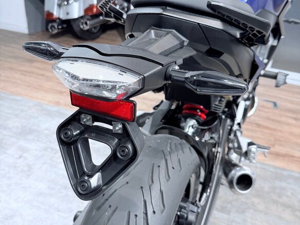 2020 BMW F 900 R, серебристый, 999000 рублей - вид 17