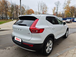 2020 Volvo XC40 I, белый, 3270000 рублей, вид 5