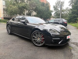 2018 Porsche Panamera Turbo II, чёрный, 8250000 рублей, вид 2