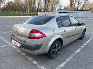 2006 Renault Megane II Рестайлинг, бежевый, 540000 рублей, вид 4